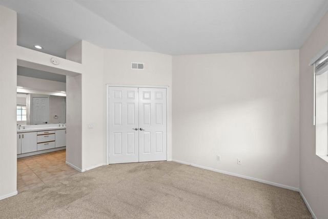 11908 Tivoli Park Row 1, San Diego, CA 92128