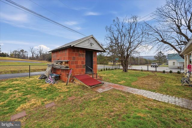 2221 BACK CREEK VALLEY RD, Hedgesville, WV 25427