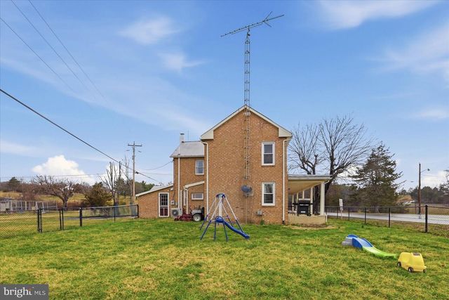 2221 BACK CREEK VALLEY RD, Hedgesville, WV 25427