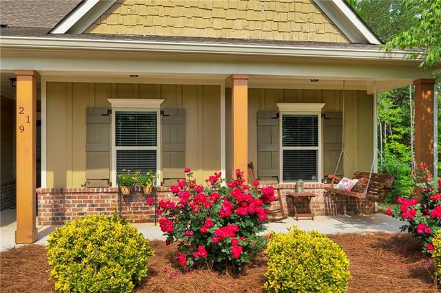 219 Woods Circle, Ball Ground, GA 30107