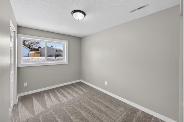 4356 Cimarron Court NW, Rochester, MN 55901