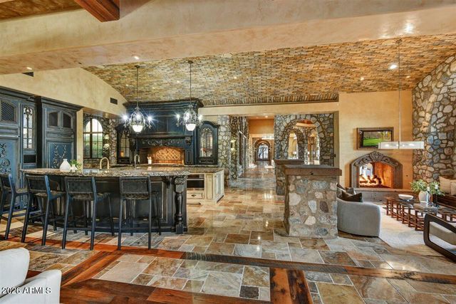 11068 E CANYON CROSS Way, Scottsdale, AZ 85255