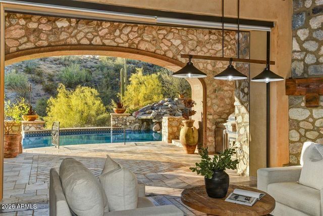 11068 E CANYON CROSS Way, Scottsdale, AZ 85255