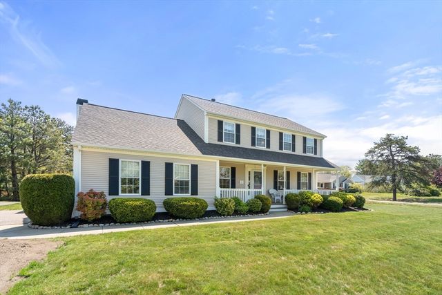 1 Lynne Cir, Plymouth, MA 02360