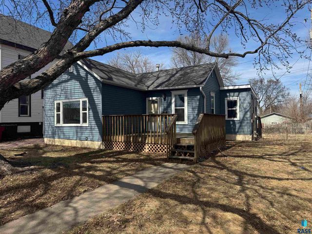 412 S Chicago Ave Avenue, Sioux Falls, SD 57103