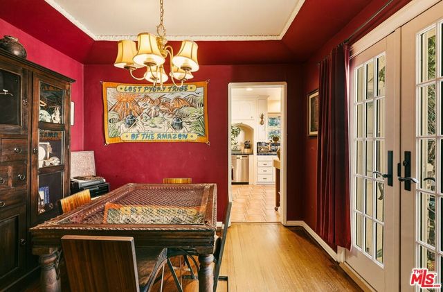 3916 Scandia Way, Los Angeles, CA 90065