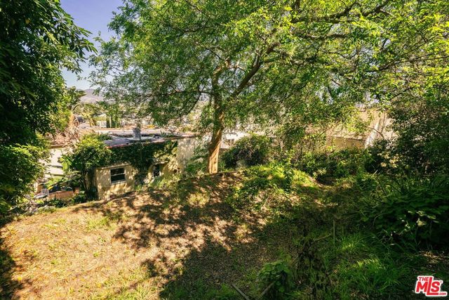 3916 Scandia Way, Los Angeles, CA 90065