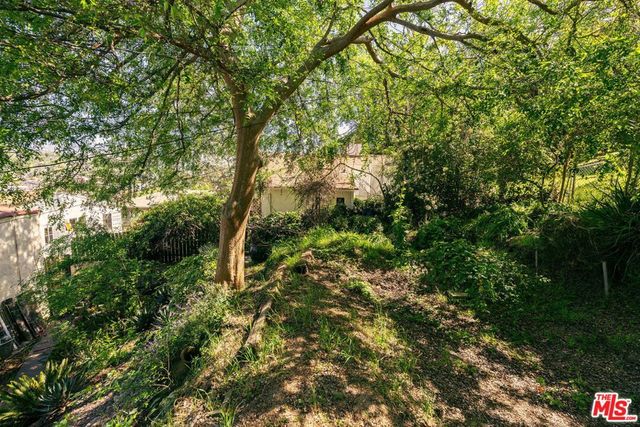 3916 Scandia Way, Los Angeles, CA 90065