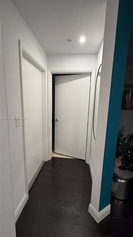 1900 N Bayshore Dr 3705, Miami, FL 33132