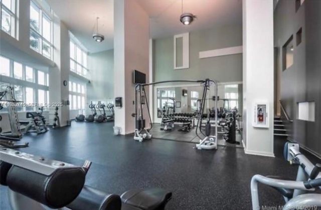 1900 N Bayshore Dr 3705, Miami, FL 33132
