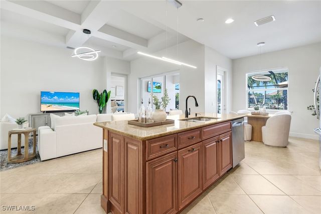 9103 Graphite CIR, Naples, FL 34120