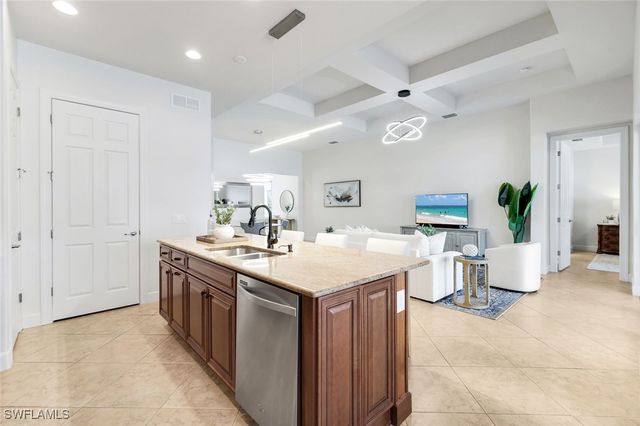 9103 Graphite CIR, Naples, FL 34120