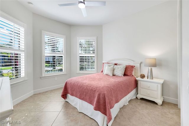 9103 Graphite CIR, Naples, FL 34120