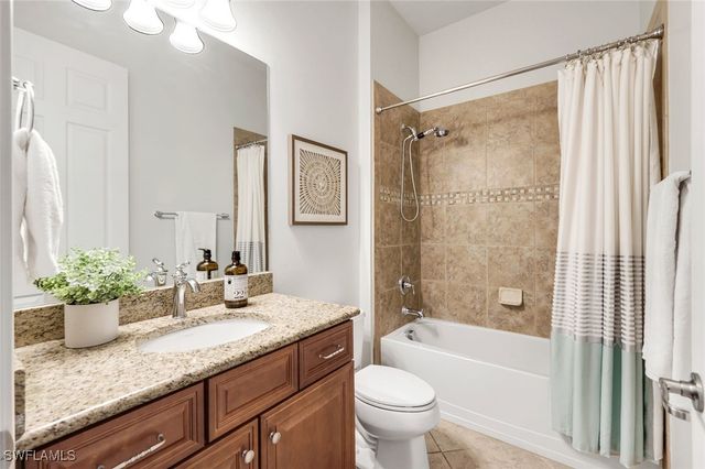 9103 Graphite CIR, Naples, FL 34120