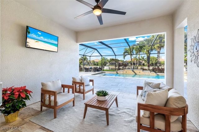 9103 Graphite CIR, Naples, FL 34120