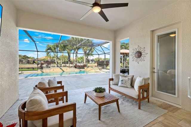 9103 Graphite CIR, Naples, FL 34120