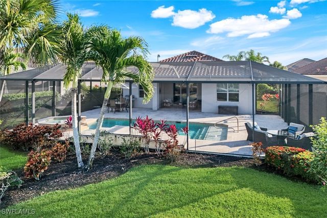 9103 Graphite CIR, Naples, FL 34120