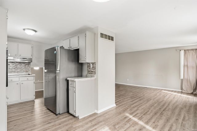 3311 Collegiate Court, Fort Wayne, IN 46805