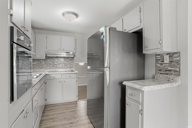 3311 Collegiate Court, Fort Wayne, IN 46805