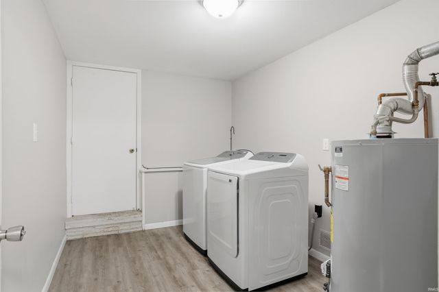 3311 Collegiate Court, Fort Wayne, IN 46805