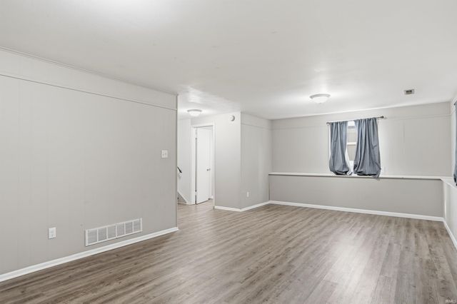 3311 Collegiate Court, Fort Wayne, IN 46805