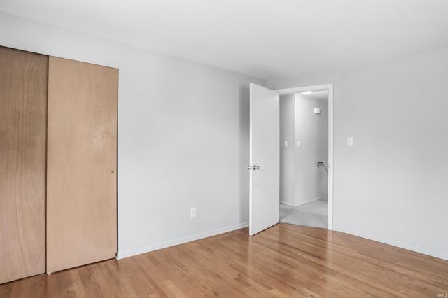 3311 Collegiate Court, Fort Wayne, IN 46805