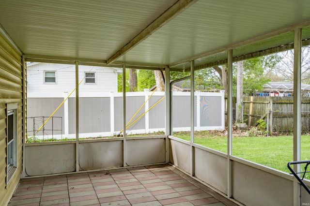 3311 Collegiate Court, Fort Wayne, IN 46805