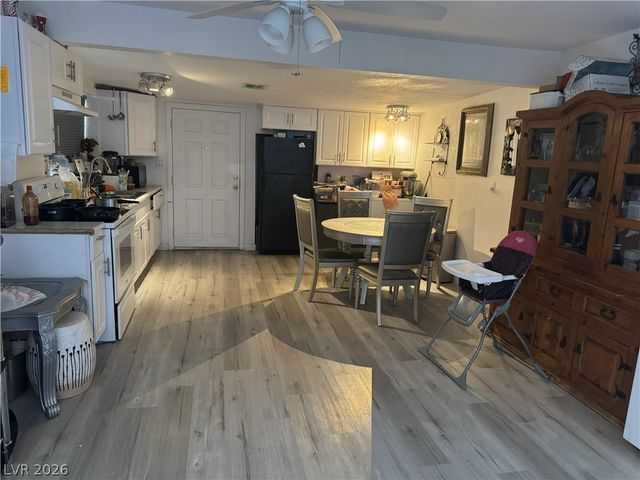 2901 Caney Street, North Las Vegas, NV 89030