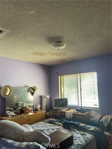 16322 Midway Street, Victorville, CA 92395