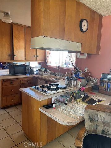 16322 Midway Street, Victorville, CA 92395