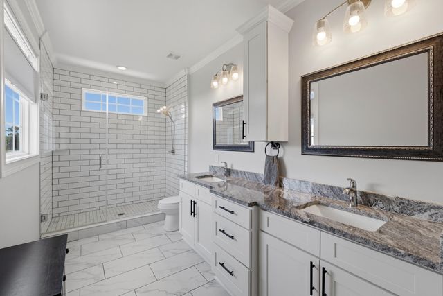 76 Woodspoint Drive, Lancaster, KY 40444