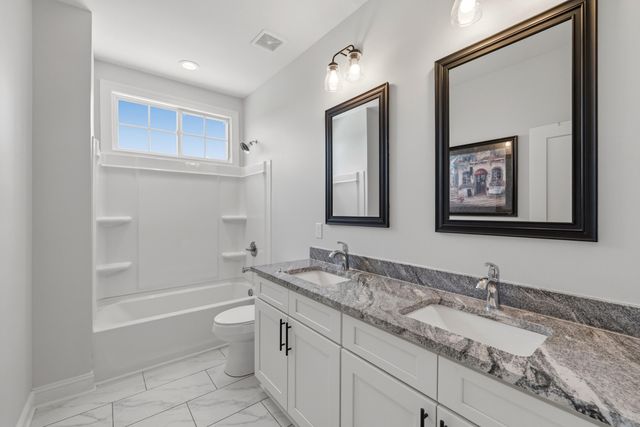 76 Woodspoint Drive, Lancaster, KY 40444