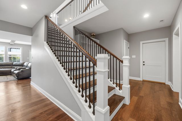 76 Woodspoint Drive, Lancaster, KY 40444
