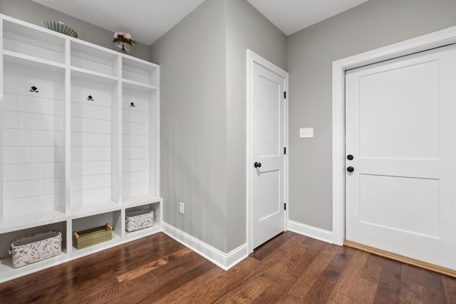 76 Woodspoint Drive, Lancaster, KY 40444