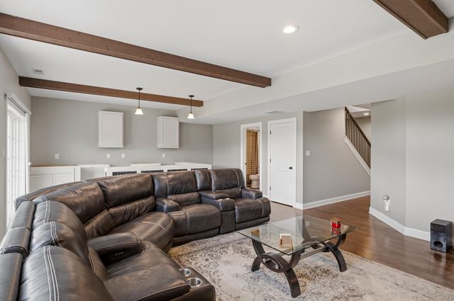 76 Woodspoint Drive, Lancaster, KY 40444