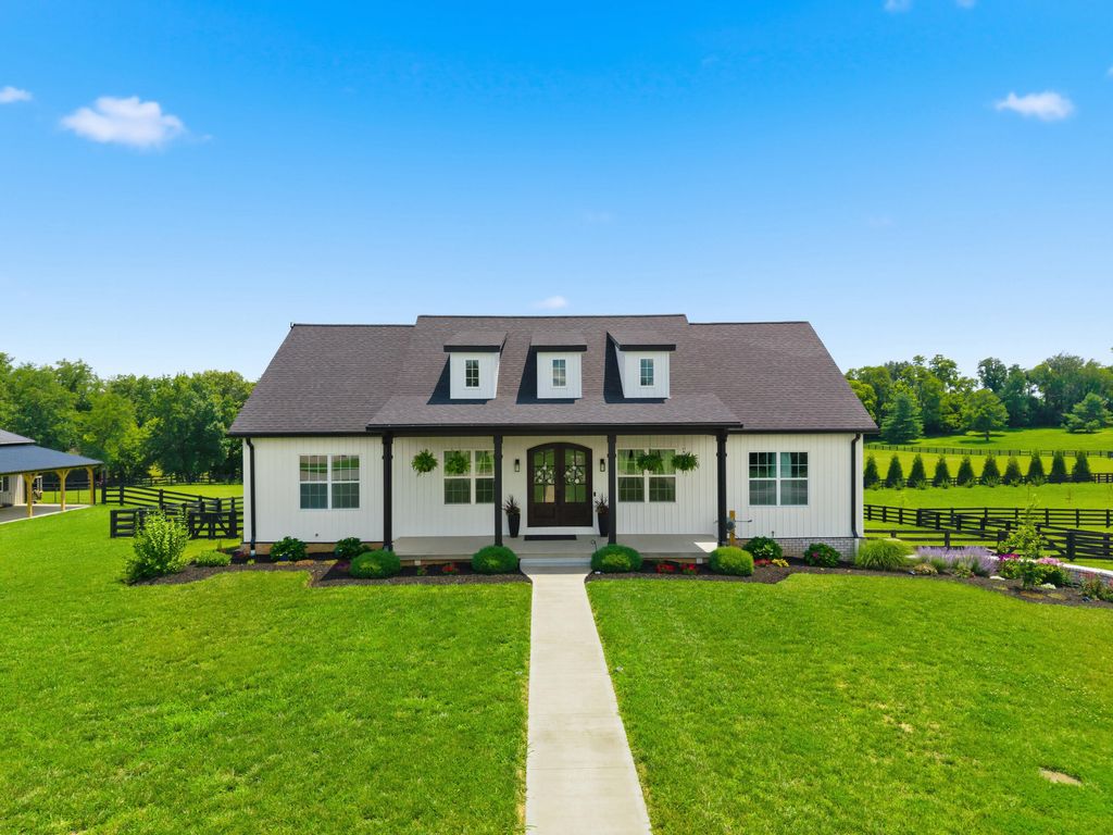 76 Woodspoint Drive, Lancaster, KY 40444