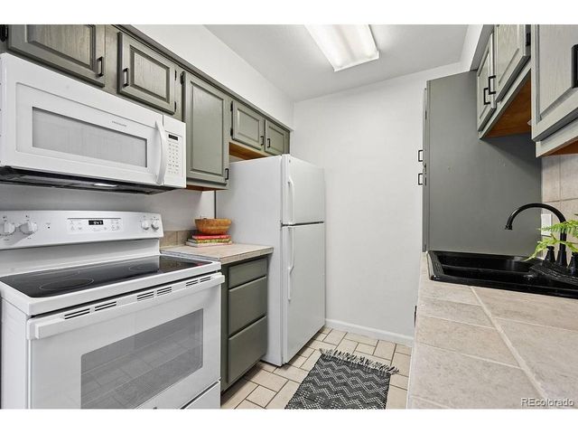 12155 E Ford Ave, Aurora, CO 80012