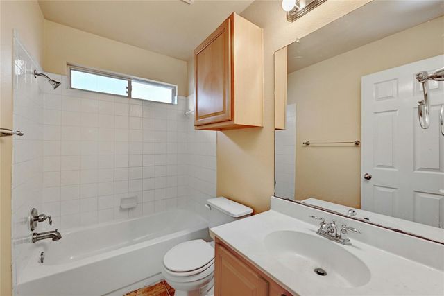 1817 OCallahan DR, Austin, TX 78748