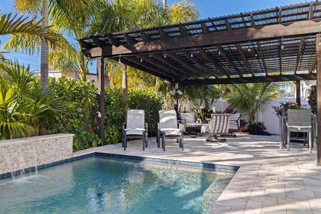 5322 NEWTON AVENUE S, Gulfport, FL 33707