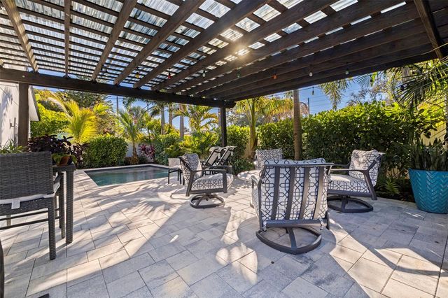 5322 NEWTON AVENUE S, Gulfport, FL 33707