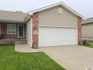 7433 S 16th Street, Lincoln, NE 68512