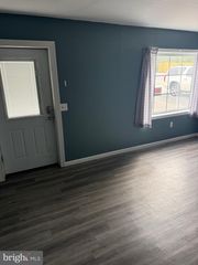 1236 E MAIN ST #3, Annville, PA 17003