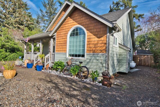 436 Orion Avenue SW, Ocean Shores, WA 98569