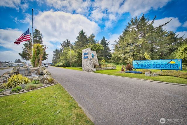 436 Orion Avenue SW, Ocean Shores, WA 98569