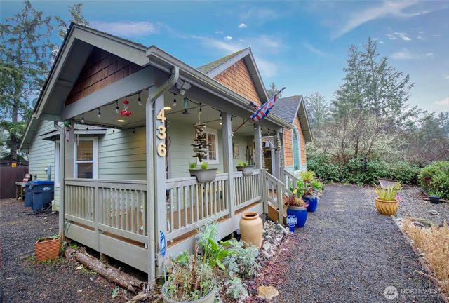 436 Orion Avenue SW, Ocean Shores, WA 98569