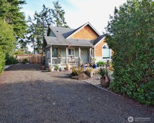 436 Orion Avenue SW, Ocean Shores, WA 98569