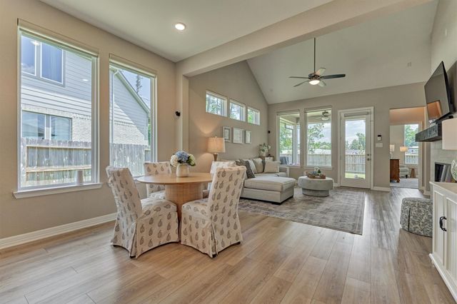 384 Mallorn Lane, Montgomery, TX 77316