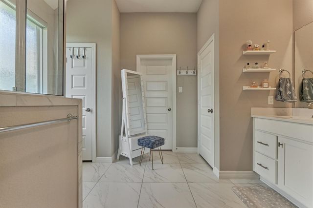 384 Mallorn Lane, Montgomery, TX 77316