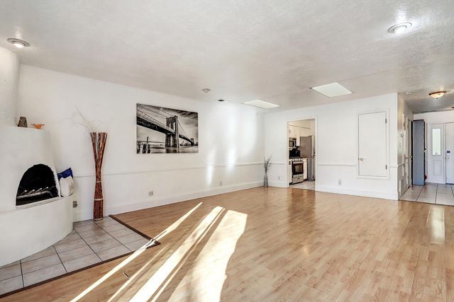 661 Stallion Road SE, Rio Rancho, NM 87124