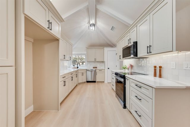 2404 Acacia Street, Richardson, TX 75082